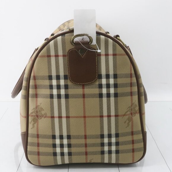 *SOLD*Authentic Burberry Travel Bag with crossbody strap - Picture 6 of 16